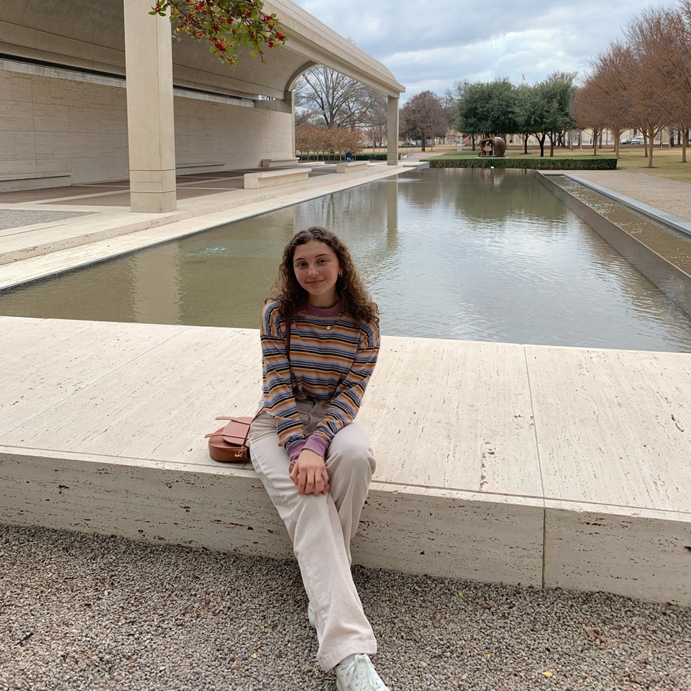 Meet your Posher, Lauren